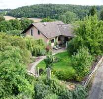 Haus zum Kaufen in Neu-Eichenberg 550.000,00 € 306 m²