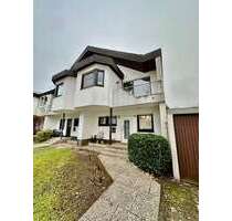 Haus zum Mieten in Wiesbaden 1.925,00 € 152 m²