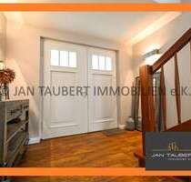 Haus zum Kaufen in Hamburg 1.490.000,00 € 244 m²