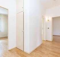 Wohnung zum Kaufen in Berlin-Lankwitz 299.000,00 € 74.33 m²