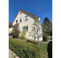 Haus zum Kaufen in Böblingen 1.100.000,00 € 224 m²