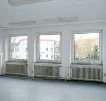 Büro in Hamburg 1.469,16 € 153 m²
