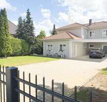 Haus zum Kaufen in Ahrensfelde 890.000,00 € 227.1 m²