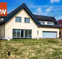 Haus zum Kaufen in Neschwitz Luga 290.000,00 € 219.6 m² - Neschwitz / Luga