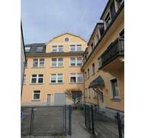 Wohnung zum Mieten in Großröhrsdorf 1.200,00 € 160 m²