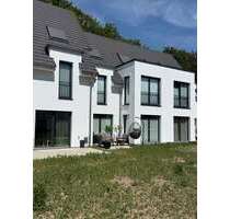 Wohnung zum Mieten in Hannover 1.252,00 € 90.7 m²