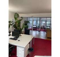 Büro in Düsseldorf 3.206,78 € 143 m²