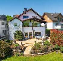 Haus zum Kaufen in Leichlingen 1.085.000,00 € 271 m²