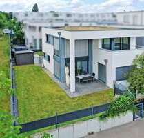 Haus zum Kaufen in Remseck am Neckar - Pattonville 1.380.000,00 € 184 m²