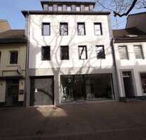 Haus zum Kaufen in Krefeld Uerdingen 1.395.000,00 € 593 m² - Krefeld / Uerdingen