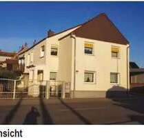 Haus zum Kaufen in Hainstadt-Hainburg 710.000,00 € 240 m²