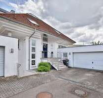 Haus zum Kaufen in Filderstadt-Harthausen 1.300.000,00 € 259 m²