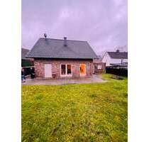 Haus zum Mieten in Kall 1.385,00 € 149 m²