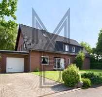 Haus zum Kaufen in Korschenbroich 725.000,00 € 227 m²