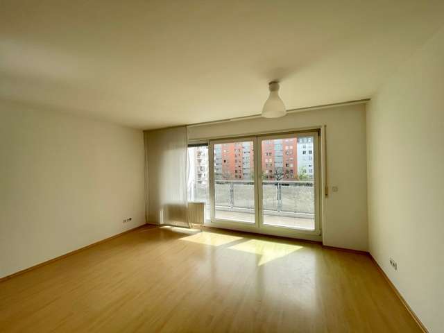 Wohnung zum Mieten in Frankfurt 880,00 € 53 m²