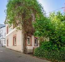Haus zum Kaufen in Bendorf 320.000,00 € 250 m²