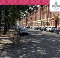 Haus zum Kaufen in Potsdam 1.200.000,00 € 290 m²