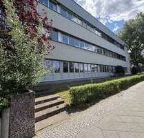 Büro in Berlin 3.982,00 € 295 m²