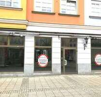 Einzelhandel in Rosenheim 3.890,00 € 180 m²