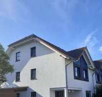 Haus zum Mieten in Halle 1.800,00 € 186 m²