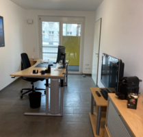 Büro in München 420,00 € 23 m² - 420,00&nbsp;EUR Kaltmiete, ca.&nbsp; 23,00&nbsp;m&sup2; in München (PLZ: 81539)