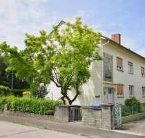 Haus zum Kaufen in Hochheim am Main 725.000,00 € 270 m²