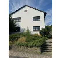 Haus zum Mieten in Roßdorf 2.650,00 € 202 m²