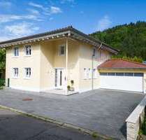 Haus zum Kaufen in Winden im Elztal 685.000,00 € 150 m²