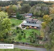 Haus zum Kaufen in Rosenheim 595.000,00 € 250 m²