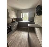 Wohnung zum Mieten in Werdau 700,00 € 93.43 m²