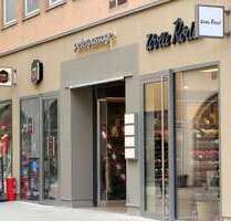 Einzelhandel in Augsburg 2.200,00 € 54 m²