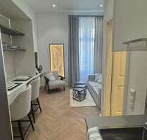 Wohnung zum Mieten in Berlin 2.400,00 € 30.57 m²