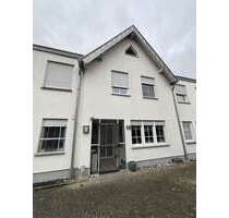 Haus zum Mieten in Heinsberg 495,00 € 92 m²