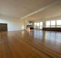 Wohnung zum Mieten in Düsseldorf 2.449,00 € 158 m²