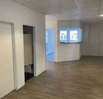 Büro in Hamburg 4.572,75 € 397.63 m²
