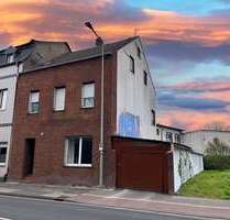 Haus zum Kaufen in Duisburg 269.000,00 € 260 m²