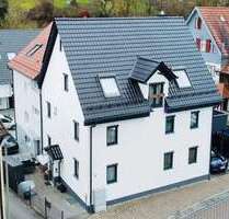 Haus zum Kaufen in Stuttgart Rohracker 890.000,00 € 250 m² - Stuttgart / Rohracker