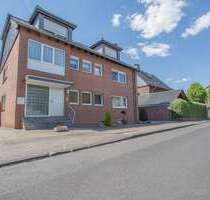Haus zum Kaufen in Korschenbroich 599.000,00 € 268 m²
