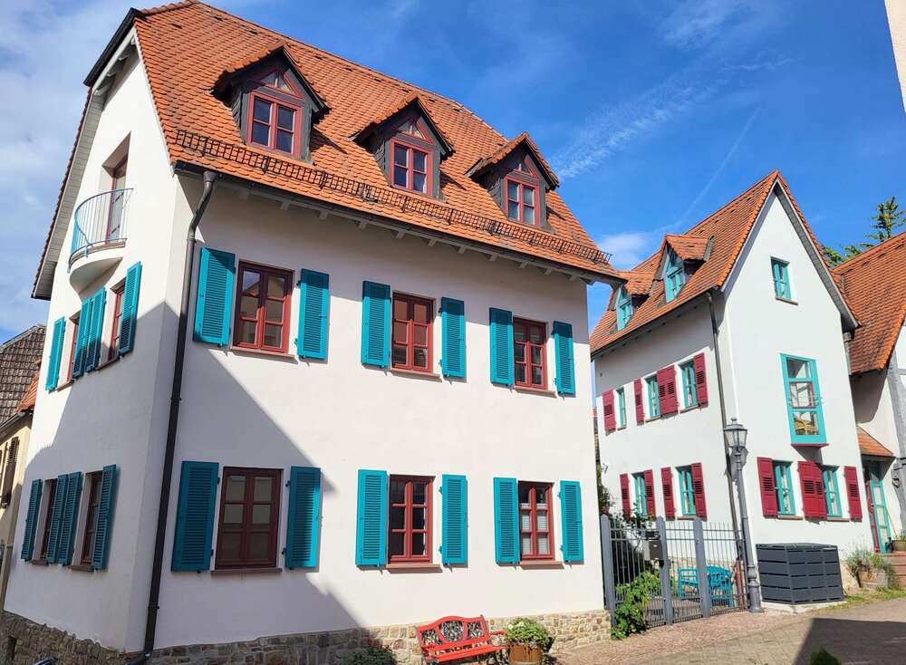 Haus zum Mieten in Bad Homburg 2.300,00 € 147 m²