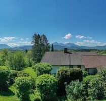 Haus zum Kaufen in Saaldorf-Surheim 1.350.000,00 € 248 m²