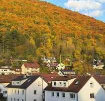 Haus zum Kaufen in Bad Urach 395.000,00 € 205 m²