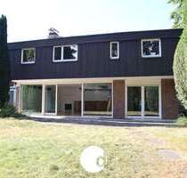 Haus zum Mieten in Gerlingen 3.000,00 € 220 m²
