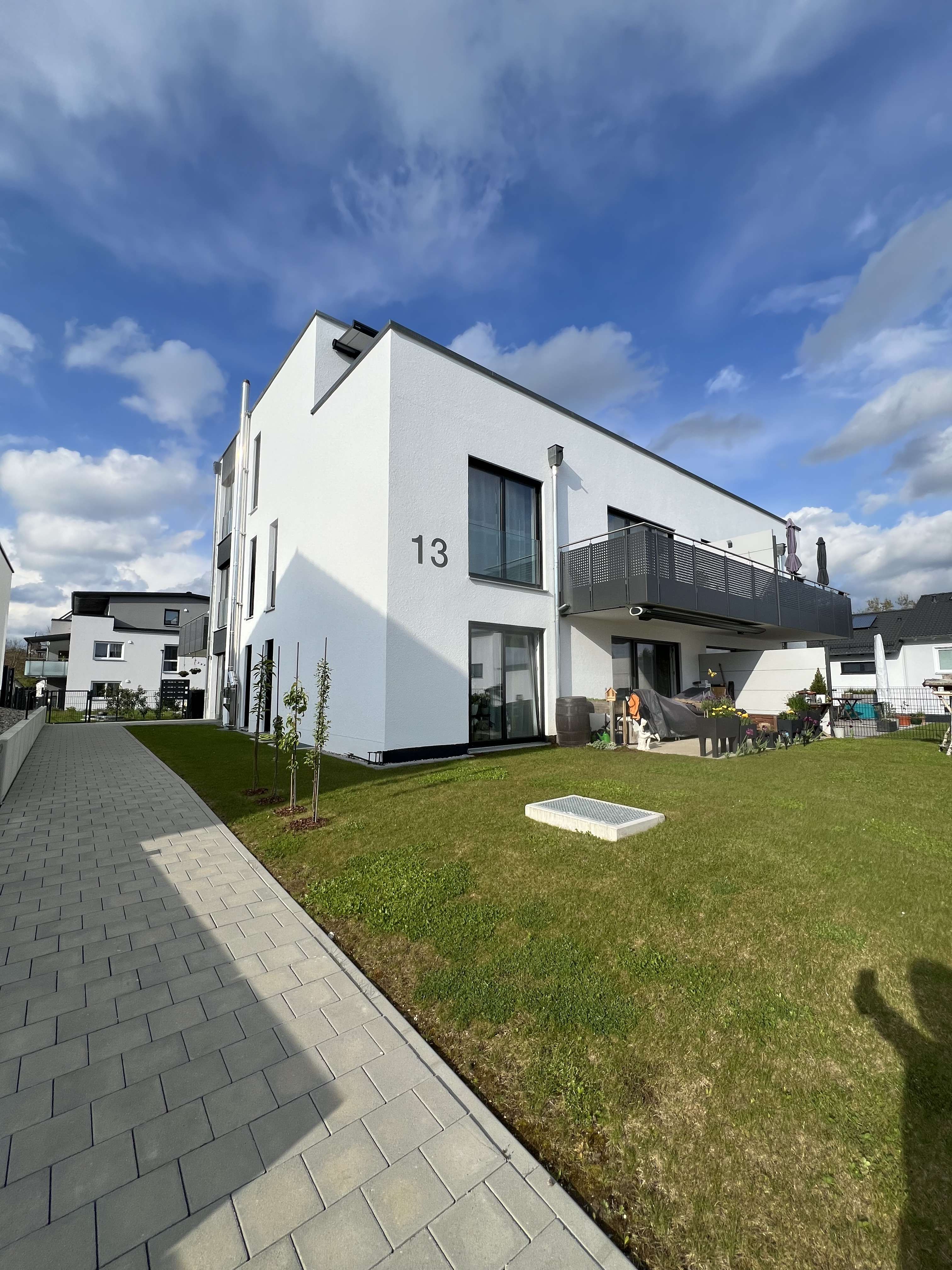 Wohnung zum Kaufen in Adelsried 800.000,00 € 130.02 m²