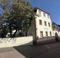 Haus zum Kaufen in Walluf 1.200.000,00 € 383.01 m²