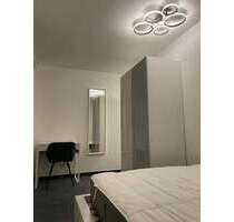 WG-Zimmer in München 700,00 € 19 m²