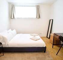 WG-Zimmer in Berlin 700,00 € 15 m²