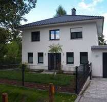 Haus zum Kaufen in Berlin Nikolassee 785.000,00 € 145 m²