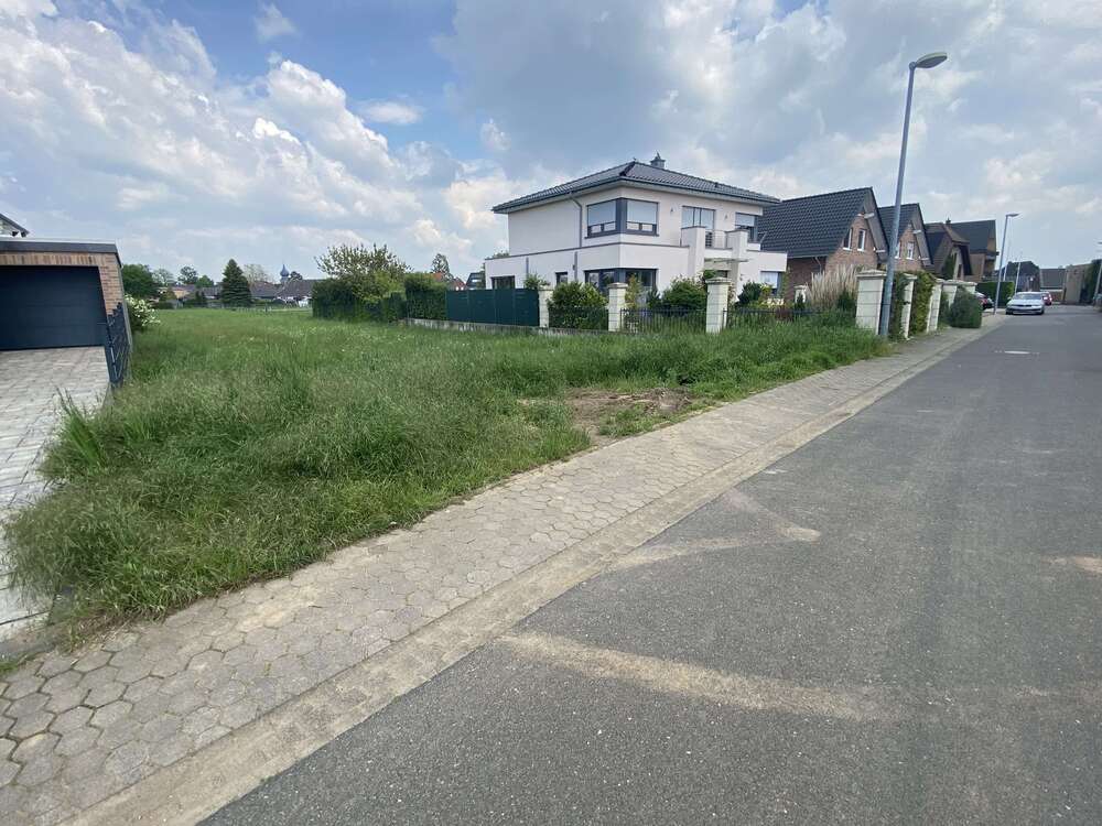 Grundstück zu verkaufen in Erftstadt 329.000,00 € 991 m²
