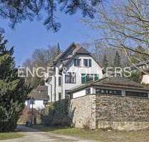 Haus zum Kaufen in Königstein im Taunus 1.480.000,00 € 290 m²