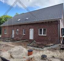 Haus zum Mieten in Weener 1.350,00 € 127.2 m²